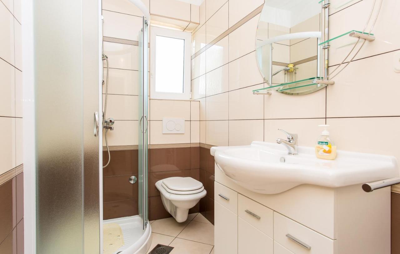 Appartment Rezika Silo  Bagian luar foto