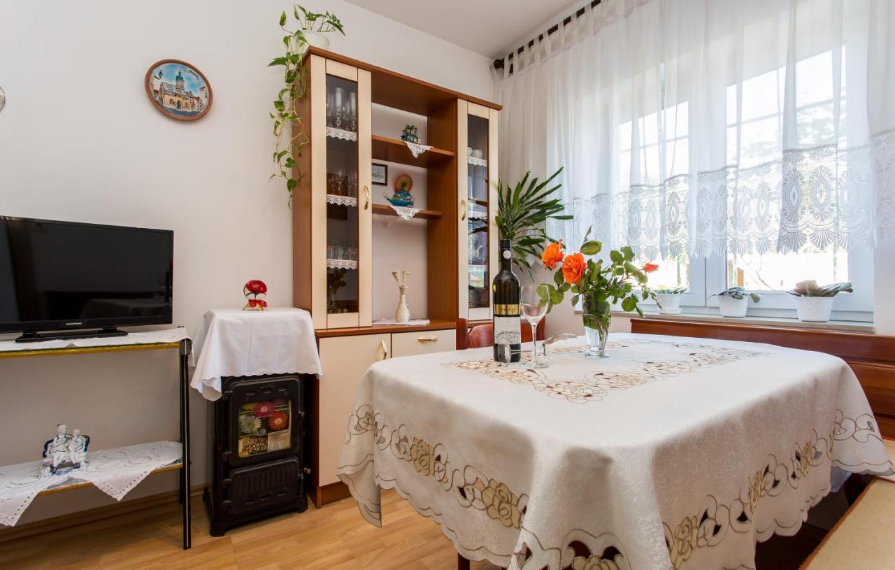 Appartment Rezika Silo  Bagian luar foto