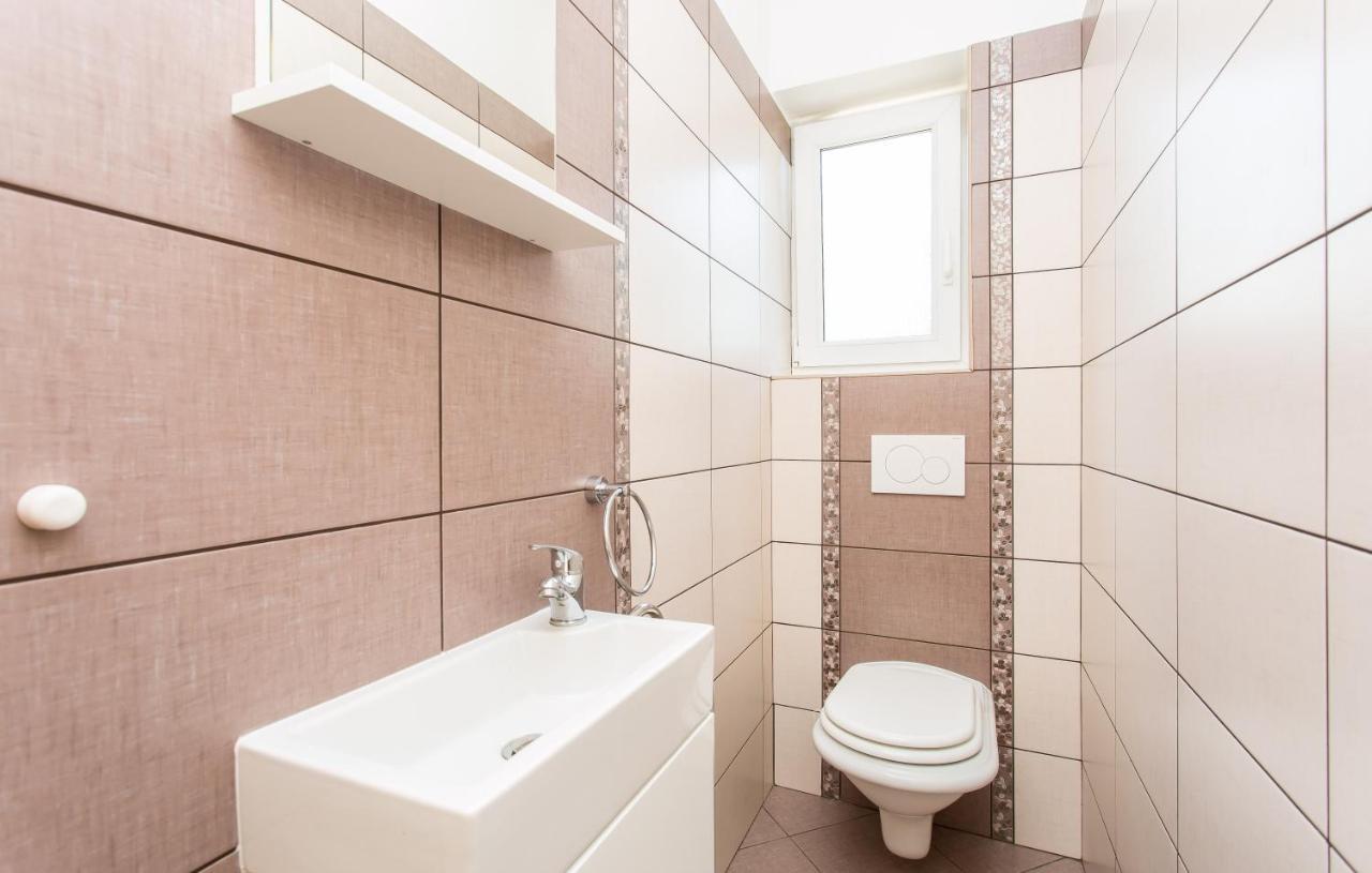 Appartment Rezika Silo  Bagian luar foto