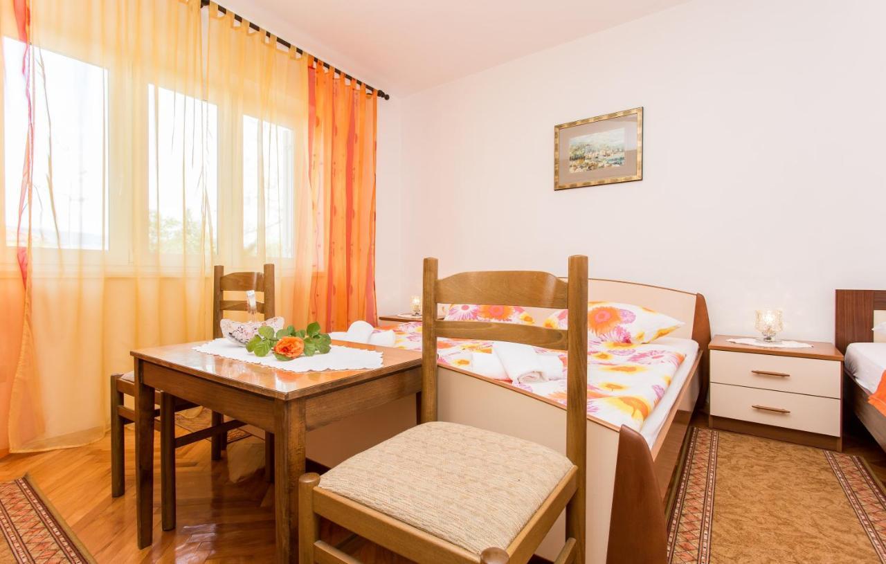 Appartment Rezika Silo  Bagian luar foto